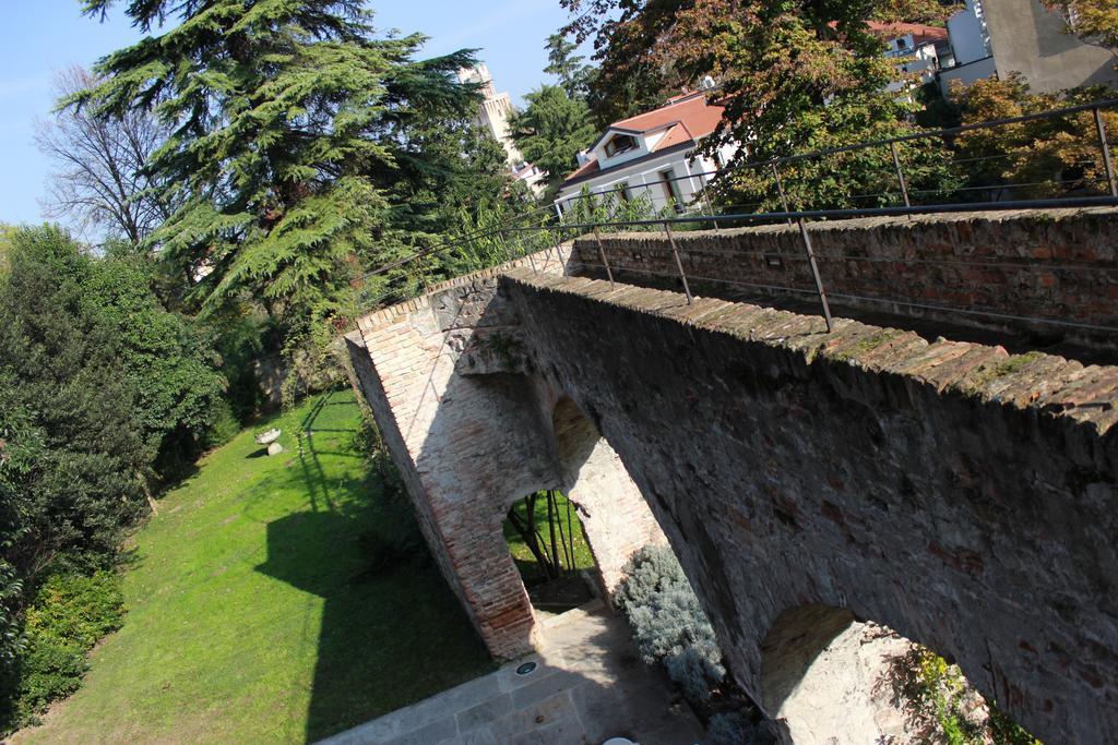 Massimago Wine Tower Hotel Padova Exterior photo